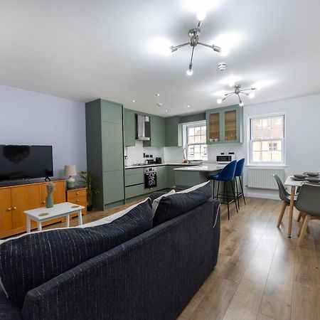 Ferienwohnung Stunning 3Br, Free Parking, Near Town Center, Long Term Discoun Reading Exterior foto